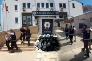 36 ilde göçmen kaçakçılığı operasyonu! 393 düzensiz göçmen yakalandı