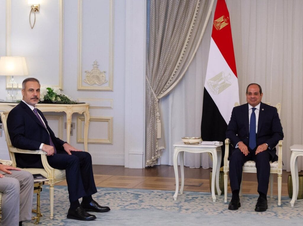 Bakan Fidan, Mısır Cumhurbaşkanı Sisi ile görüştü