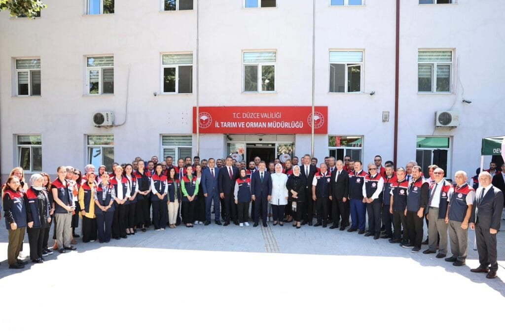 Bakan Yumaklı’dan Düzce Tarım ve Orman Müdürlüğü’ne Ziyaret