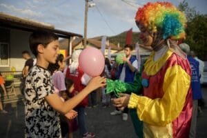 Gençlerden orman yangını sonrası moral etkinliği