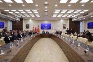 Memur sendikalarıyla toplu sözleşmede uzlaşma sağlandı