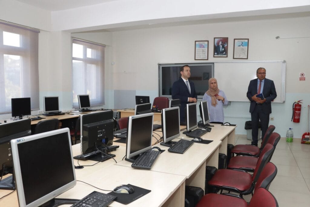 Zonguldak İl Milli Eğitim Müdürü Keskin’den okul ziyareti