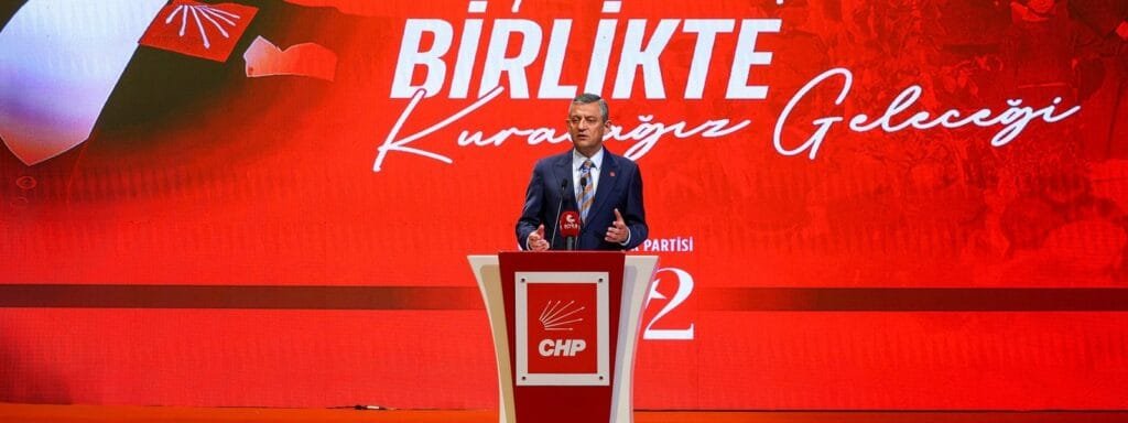CHP Olağanüstü Kurultaya Gidiyor