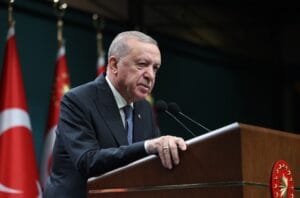 Erdoğan, “Topraklarını, özgürlüklerini ve onurlarını savunan Filistin halkının yanında dimdik duruyoruz”