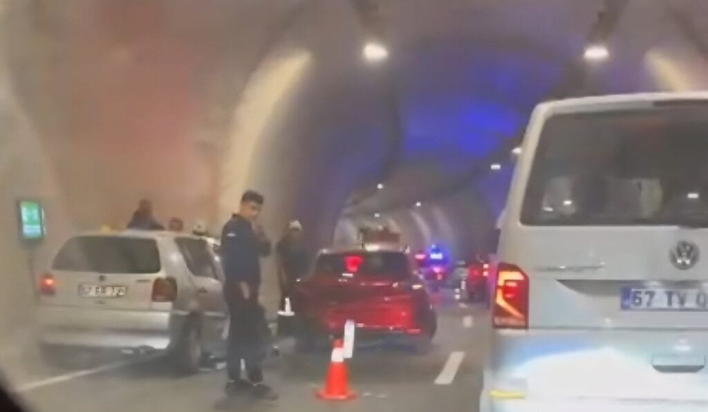 Kozlu Tünellerinde trafik kazası: 5 yaralı