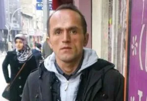 Ters istikamette yürüyen genç adama otomobil çarptı: 1 ölü