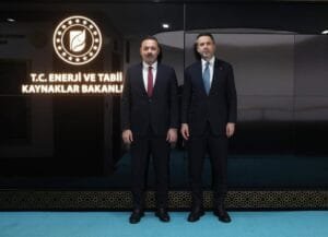 Çağlayan, Bayraktar’ı ziyaret etti