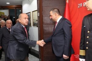 Zonguldak’ta 102. Yıl kutlamaları kapsamında tebrikat töreni düzenlendi