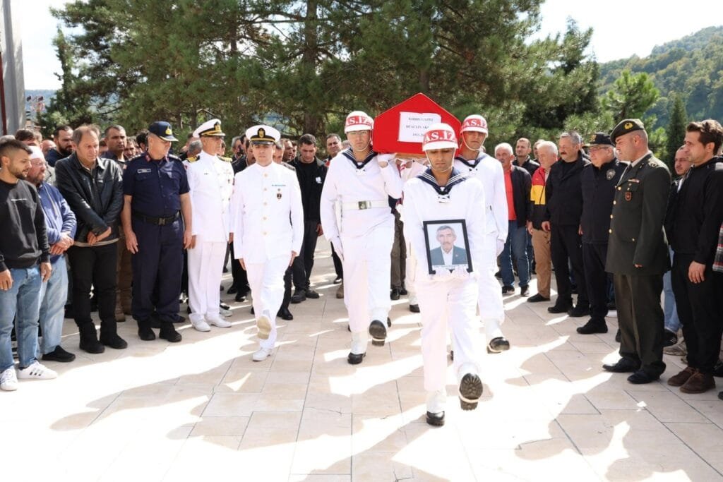 Zonguldak’ta Kıbrıs Gazisi Hüseyin Akçan son yolculuğuna uğurlandı