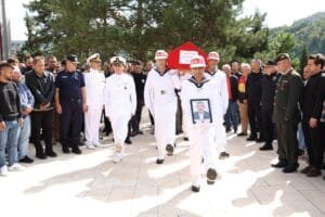 Zonguldak’ta Kıbrıs Gazisi Hüseyin Akçan son yolculuğuna uğurlandı