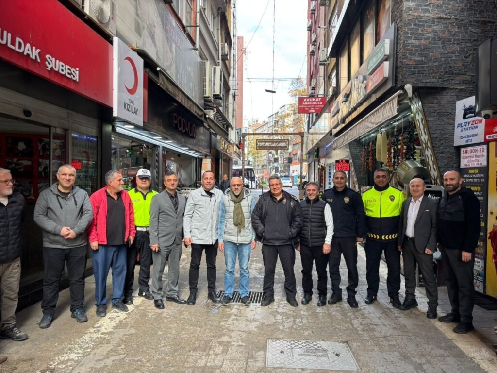 İl Emniyet Müdürü Sinan Ergen, esnaflarla bir araya geldi