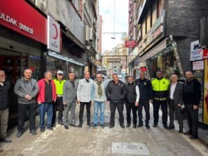 İl Emniyet Müdürü Sinan Ergen, esnaflarla bir araya geldi
