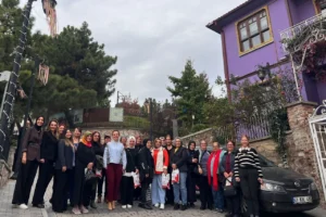 İzmit'te 'Kadın Kadına Konak Buluşmaları' sürüyor