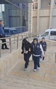 Kilimli’de ‘Aşk Tuzağı’ Kuran Çete Çökertildi: 1 Milyonluk Vurgun Yapan 3 Kişi Tutuklandı