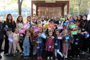 Kocaeli'de çocuklar deprem gerçeğini oyunlarla öğrendi