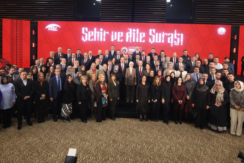 Konya’da 'Şehir ve Aile Şurası' başladı