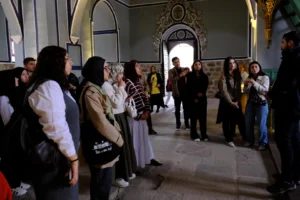 Konya'da üniversiteli gençlere yenilikçi mekanlar tanıtılıyor