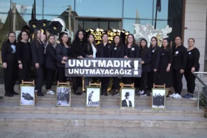 Manisa'da 10 Kasım anması