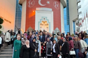 MHP'de 'Engelsiz Yarınlara' yoğun ilgi