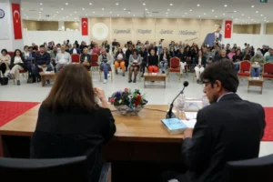 Muğla Büyükşehir Kitap Kulübü'nün okuma eylemi toplumsal deneyime dönüşüyor