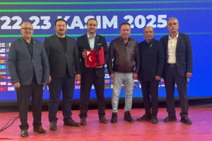 Sağlığın yeni rotası Bursa’da belirlendi… Sağlık Turizmi Zirvesi'nde sürpriz ziyaretçi