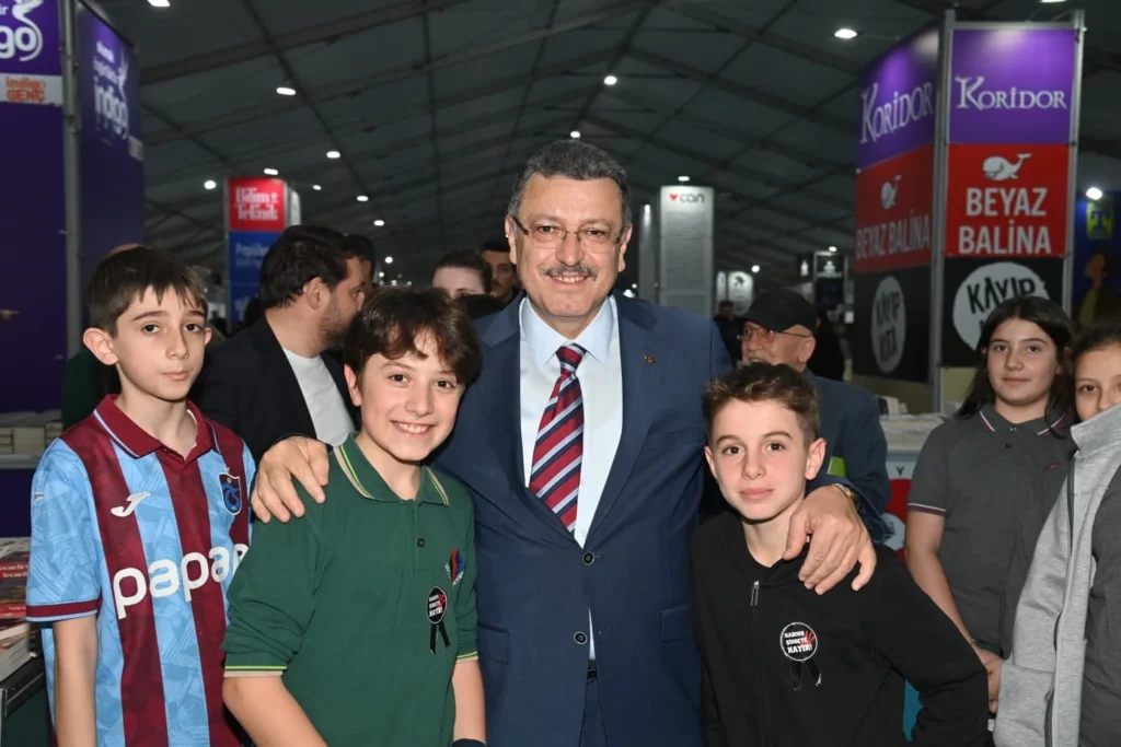 Trabzon'da edebiyat ve kültür şöleni başladı