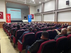 Devrek’te muhtarlara Aile Yılı ve hizmet modelleri eğitimi verildi