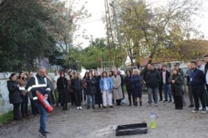 İl Sağlık Müdürlüğünde personele uygulamalı yangın tatbikatı